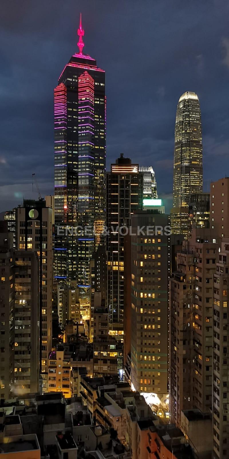 CORONA TOWER 嘉景臺
